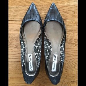 Super cute, kitten-heel!